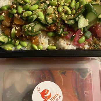 PokiTomik - The way they prepared was just scooping and throwing it into a container. - Poke Near Me - Glendale, California