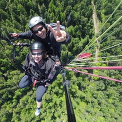 Freedom Flight School - Happy People Paragliding