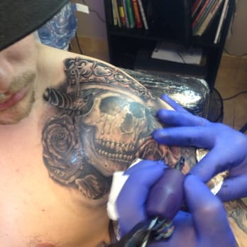 Noho Ink - Mario Daggett doing OG Abel's suicide king - Tattoo Near Me - North Hollywood, California Noho Ink - Mario Daggett doing OG Abel's suicide king - Tattoo Near Me - North Hollywood, California