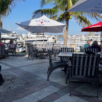 Riviera Dunes Dockside - Seafood Near Me - Palmetto, Florida