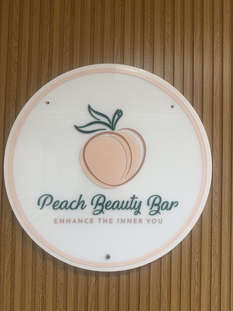 Peach Beauty Bar Logo