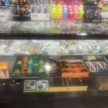 Puff N Stuff - Tobacco Shops Near Me - Swanton, Ohio