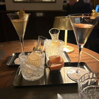 Carversteak - Steakhouses Near Me - New York, New York Carversteak - Steakhouses Near Me - New York, New York