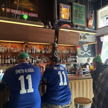 The Meyer - Inside - Bars Near Me - Seattle, Washington