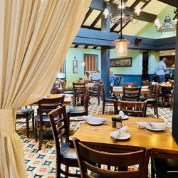 St. Moritz Grill & Bar