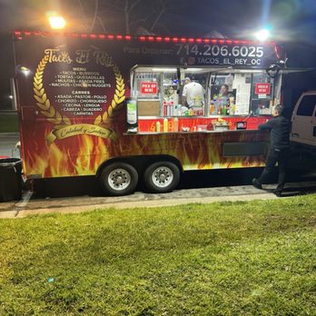 Tacos El Rey - Truck - Tacos Near Me - Santa Ana, California Tacos El Rey - Truck - Tacos Near Me - Santa Ana, California