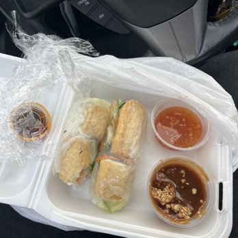 Pon Noodle - Tofu spring rolls - Seafood Near Me - Hemet, California Pon Noodle - Tofu spring rolls - Seafood Near Me - Hemet, California