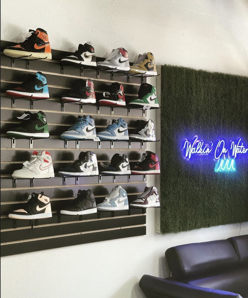 WALKIN’ ON WATER 11 Photos 1222 Mendocino Ave, Santa Rosa