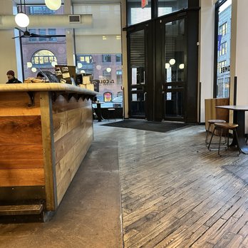 La Colombe NOHO - Large cafe area is warm in cold weather - Coffee & Tea Near Me - New York, New York La Colombe NOHO - Large cafe area is warm in cold weather - Coffee & Tea Near Me - New York, New York