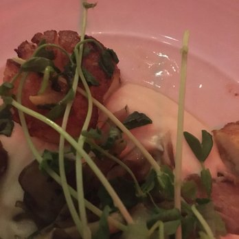 Opus Steakhouse  - Scallops, parsnip purée - Wine Bars Near Me - Jericho, New York