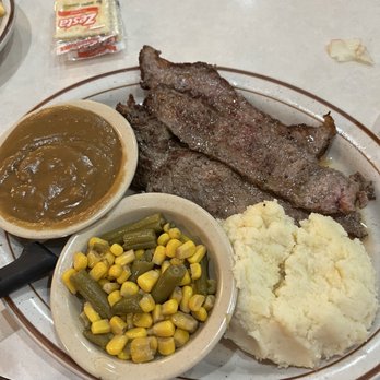 Rose Ann's Kitchen - London Broil... glad I got the gravy on the side, the gravy was meh - Cafes Near Me - Clinton Township, Michigan Rose Ann's Kitchen - London Broil... glad I got the gravy on the side, the gravy was meh - Cafes Near Me - Clinton Township, Michigan