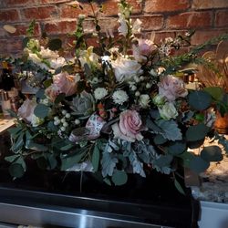 Annabell's Garden & Floral Design - Looks PERFECT in my Aunt's Kitchen!!!!