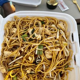 Chicken Lo Mein Chicken Lo Mein