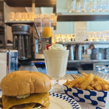 Dreamboat - Cheeseburger, fries & date milkshake - Vegan Near Me - San Diego, California Dreamboat - Cheeseburger, fries & date milkshake - Vegan Near Me - San Diego, California