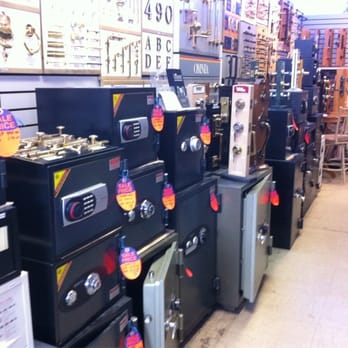 Brookhaven Locksmiths - Keys & Locksmiths Near Me - Port Jefferson Station, New York