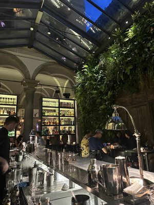 Locale Firenze by null