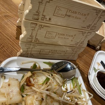 Li Min Dim Sum - Steamer baskets that nest and Stir Fried Cheung fun with XO sauce - Cantonese Near Me - Dallas, Texas Li Min Dim Sum - Steamer baskets that nest and Stir Fried Cheung fun with XO sauce - Cantonese Near Me - Dallas, Texas