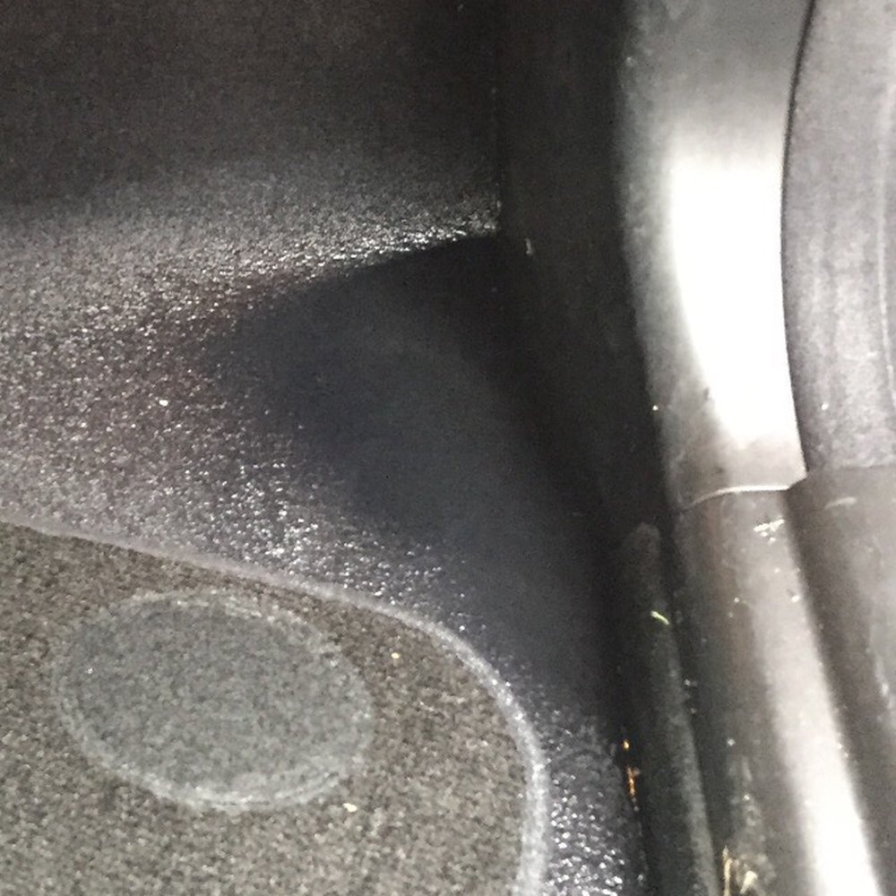 CIT Motors - The storm was in my car the hood has a leak - Auto Loan Providers Near Me - Sherman Oaks, California