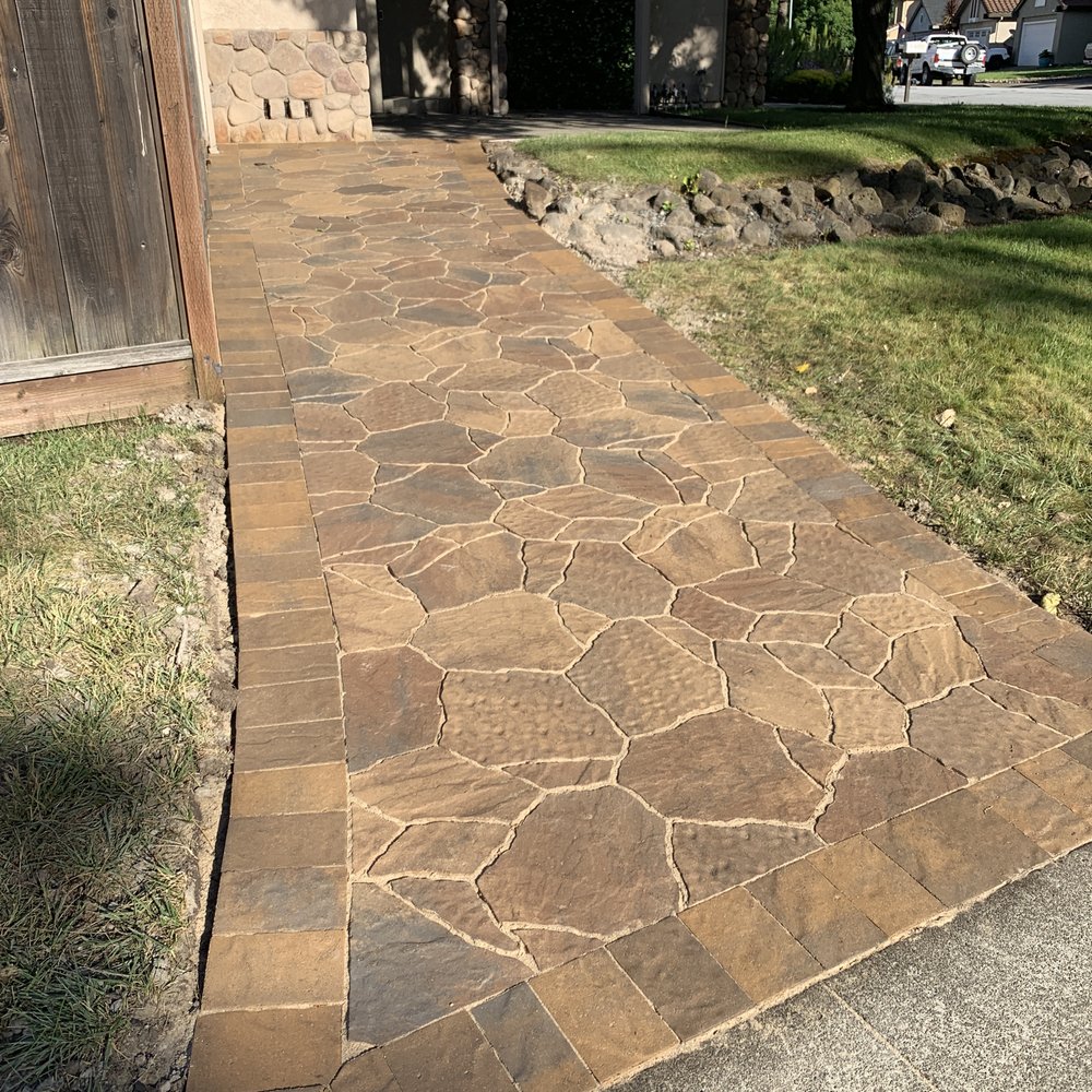 Bayside Pavers - Finished Walkway - Landscape Architects or Designers Near Me