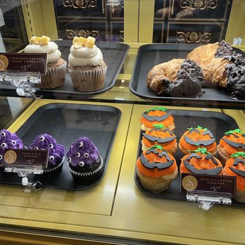 The Sweeterie Confectionery Kitchen - Cupcakes - Bakeries Near Me - Hershey, Pennsylvania The Sweeterie Confectionery Kitchen - Cupcakes - Bakeries Near Me - Hershey, Pennsylvania