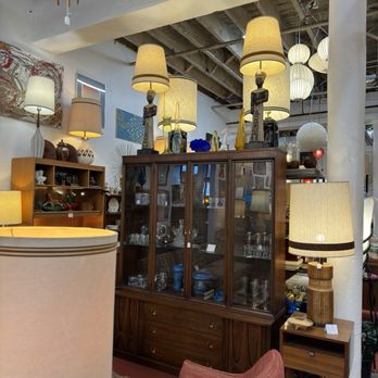Populuxe KC - Antiques Near Me - Kansas City, Missouri Populuxe KC - Antiques Near Me - Kansas City, Missouri