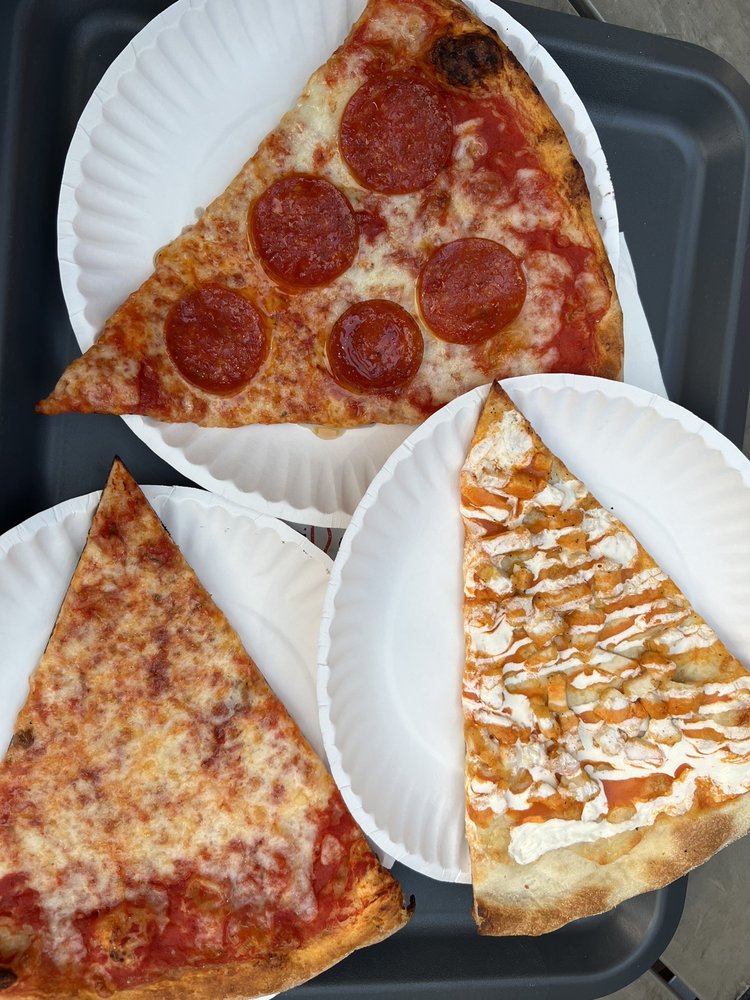 LAS OLAS PIZZA 87 Photos & 103 Reviews 21 W Las Olas Blvd, Fort