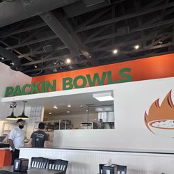 Packin' Bowls - Ordering counter