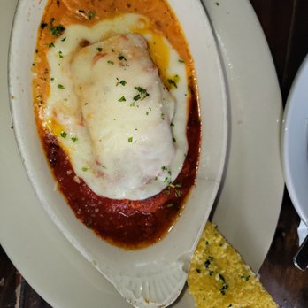 Guillermo's - Italian sausage, pepperoni lasagna - Italian Near Me - San Antonio, Texas