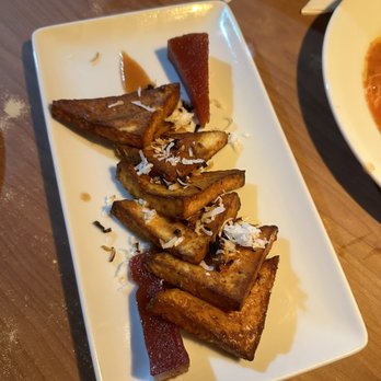 Platos - Fried cheese and coconut guava spread - Latin American Near Me - Carolina, Puerto Rico Platos - Fried cheese and coconut guava spread - Latin American Near Me - Carolina, Puerto Rico