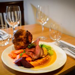 Puro - Serving traditional sunday roasts every sunday from 12pm - 5pm