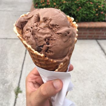 Kilwins Ice Cream - Chocolate - Fudge - Desserts Near Me - Winter Park, Florida