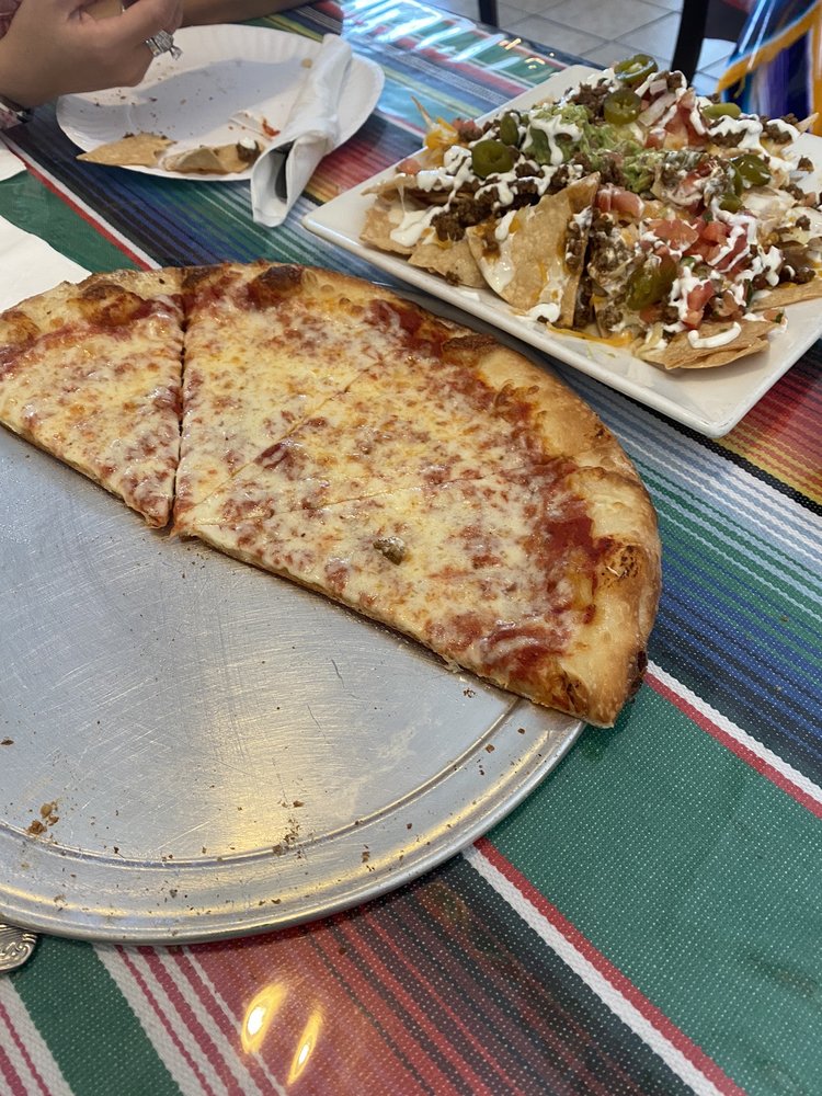 Lobo's Pizza & Grill