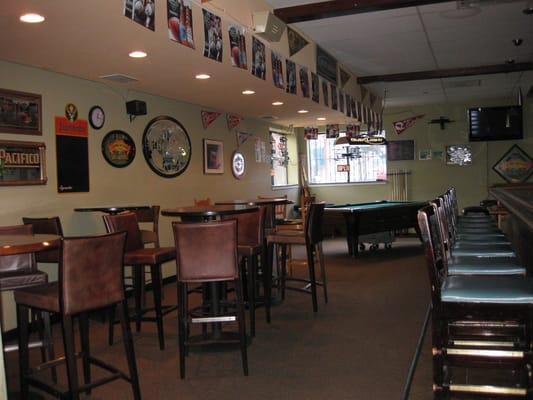 Laurel Lounge by null