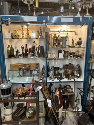 Antiques & Collectibles Too by null