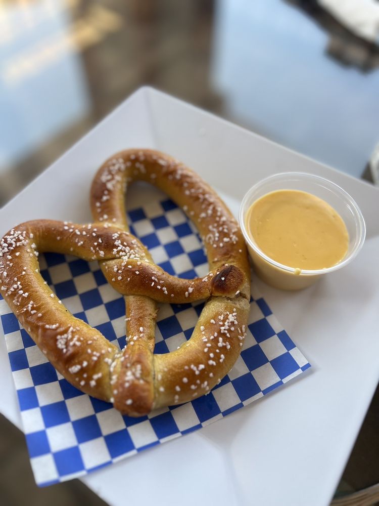 ZIMMIE’S BAR & GRILL Updated August 2024 31 Photos & 45 Reviews