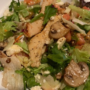 Beef 'O' Brady's - Lunch portion Mediterranean Salad - Pubs Near Me - Crystal River, Florida Beef 'O' Brady's - Lunch portion Mediterranean Salad - Pubs Near Me - Crystal River, Florida
