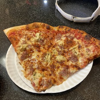 Ernesto's - Ricotta & Sausage - Pizza Near Me - Boston, Massachusetts