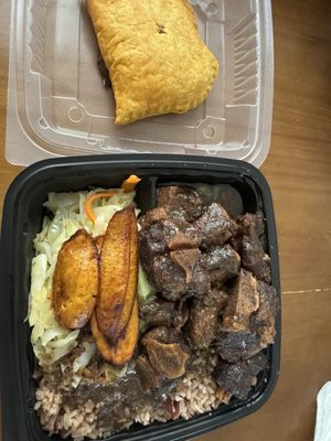 Wi Jammin Caribbean Cafe by null