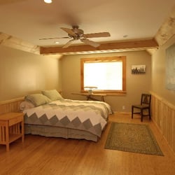 McCloud Vacation Home - McCloud Vacation Home Bedroom