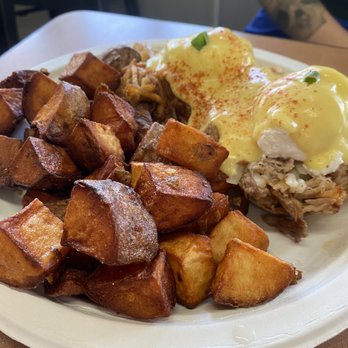 Button Up Cafe - 2. Kalua Pork Hash Eggs Benny - Breakfast & Brunch Near Me - Pearl City, Hawaii Button Up Cafe - 2. Kalua Pork Hash Eggs Benny - Breakfast & Brunch Near Me - Pearl City, Hawaii