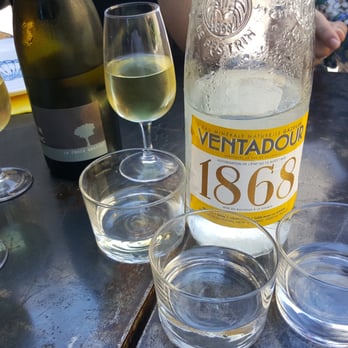 La Boîte à Sardine - Desir Blanc & 1868 water. - Seafood Near Me - Marseille, 13 La Boîte à Sardine - Desir Blanc & 1868 water. - Seafood Near Me - Marseille, 13