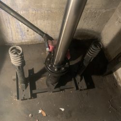 Kraemer Elevator - Elevator cylinder