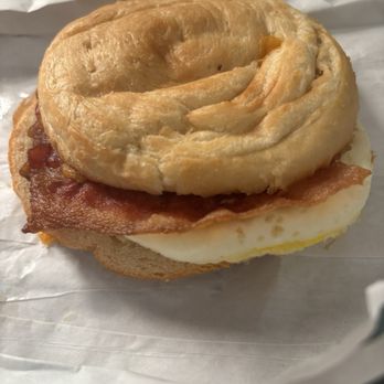 Starbucks - Double-Smoked Bacon, Cheddar & Egg Sandwich - Coffee & Tea Near Me - Alabaster, Alabama Starbucks - Double-Smoked Bacon, Cheddar & Egg Sandwich - Coffee & Tea Near Me - Alabaster, Alabama