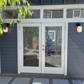 Electrical Assistance - Exterior office front lights - Electricians Near Me Electrical Assistance - Exterior office front lights - Electricians Near Me