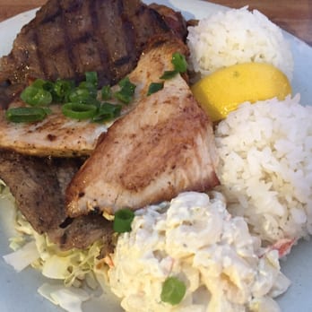 Aloha Mixed Plate - Hawaiian Near Me - Lahaina, Hawaii