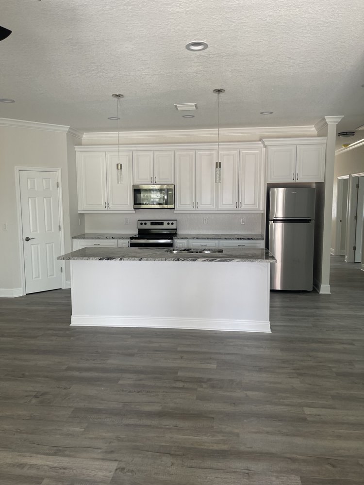 Slide of Rhino General Contracting