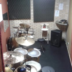 Bateras Beat - Salas de aula prática climatizadas e tratadas acusticamente