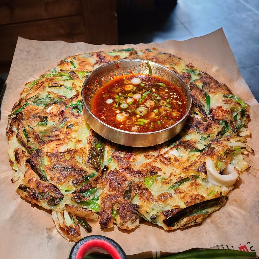 Daldongnae Korean BBQ - Dundas Square - Green Onion Pancake with Seafood - Korean Near Me - Toronto, Ontario Daldongnae Korean BBQ - Dundas Square - Green Onion Pancake with Seafood - Korean Near Me - Toronto, Ontario