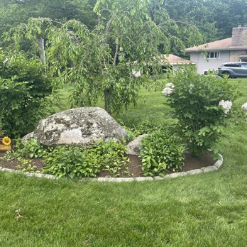 Ekstrom Lawn Care - Landscaping Near Me - Amherst, New Hampshire Ekstrom Lawn Care - Landscaping Near Me - Amherst, New Hampshire