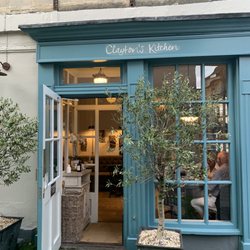 Clayton's Kitchen - Front door